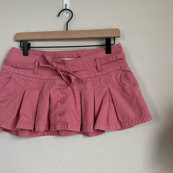 Vintage Y2K Hollister Pleated Micro Mini Skirt - Picture 4 of 13